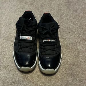 Jordan 11 low infrared sz9. Used